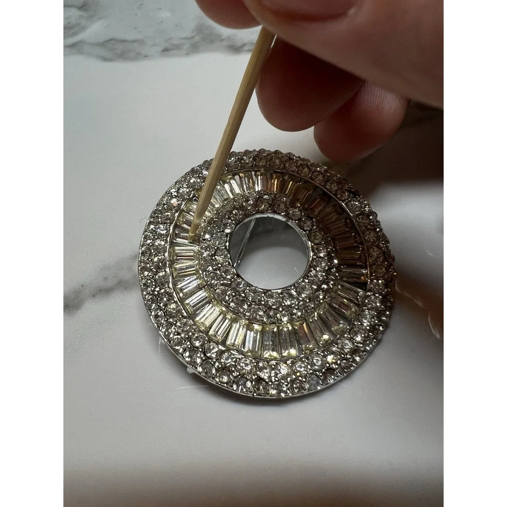 1930's Art Deco Crystal Target‎ Brooch Pin Missing One Stone